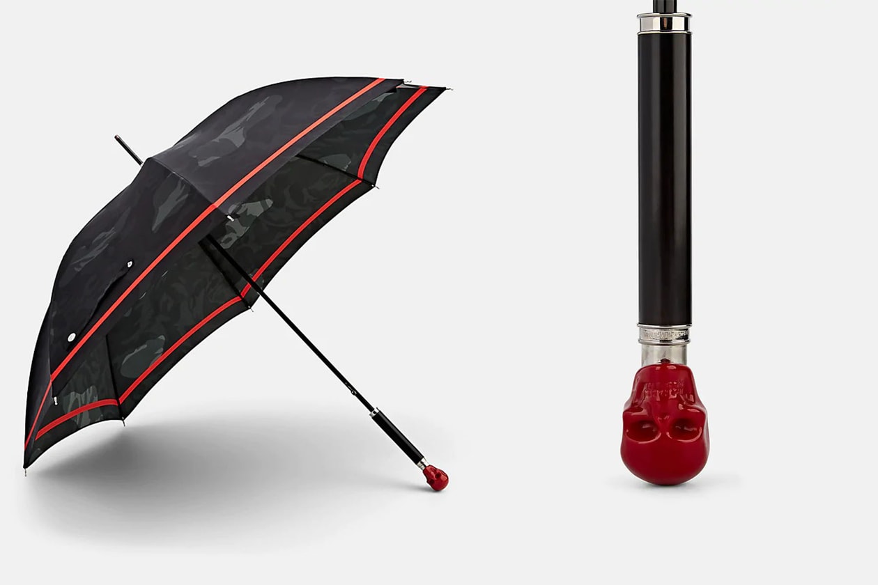 梅雨を乗り切る HYPE なレイングッズ 13 選 ポンチョ レインコート 傘 ナイロンパンツ レインブーツ 