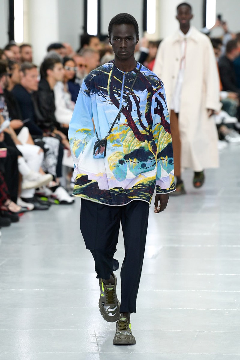 Valentino  ヴァレンティノ 2020春夏コレクション　Valentino Spring/Summer 2020 Runway Collection paris fashion week pfw ss20 menswear pierpaolo piccioli presentation show