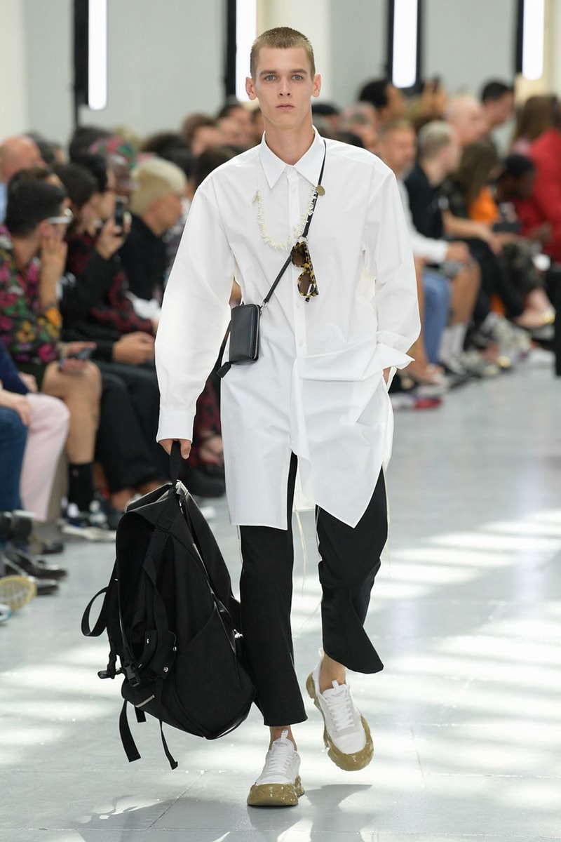 Valentino  ヴァレンティノ 2020春夏コレクション　Valentino Spring/Summer 2020 Runway Collection paris fashion week pfw ss20 menswear pierpaolo piccioli presentation show
