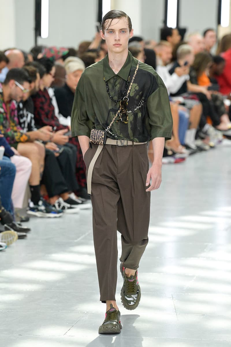 Valentino  ヴァレンティノ 2020春夏コレクション　Valentino Spring/Summer 2020 Runway Collection paris fashion week pfw ss20 menswear pierpaolo piccioli presentation show