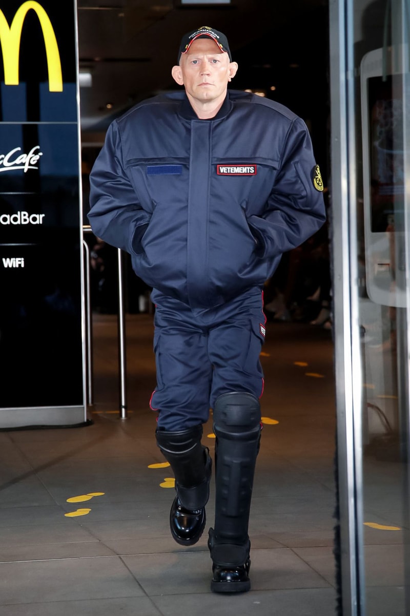 ヴェトモン Vetements デムナ Spring/Summer 2020 Runway Collection presentation ss20 paris fashion week pfw demna gvasalia 