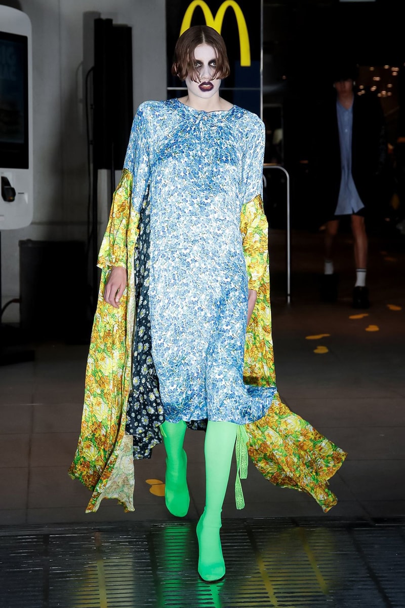 ヴェトモン Vetements デムナ Spring/Summer 2020 Runway Collection presentation ss20 paris fashion week pfw demna gvasalia 