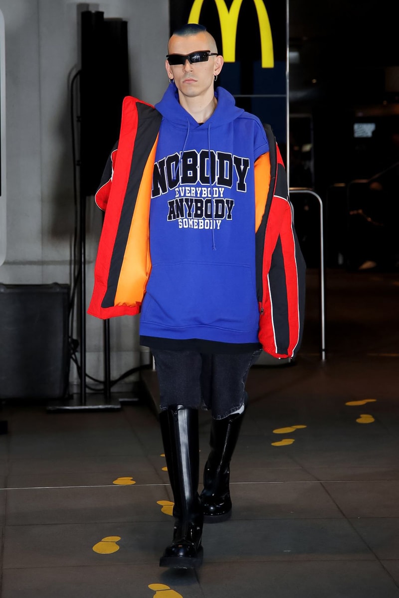 ヴェトモン Vetements デムナ Spring/Summer 2020 Runway Collection presentation ss20 paris fashion week pfw demna gvasalia 