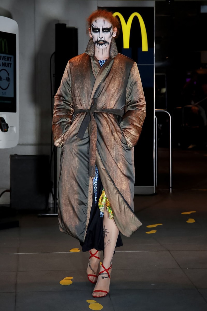 ヴェトモン Vetements デムナ Spring/Summer 2020 Runway Collection presentation ss20 paris fashion week pfw demna gvasalia 