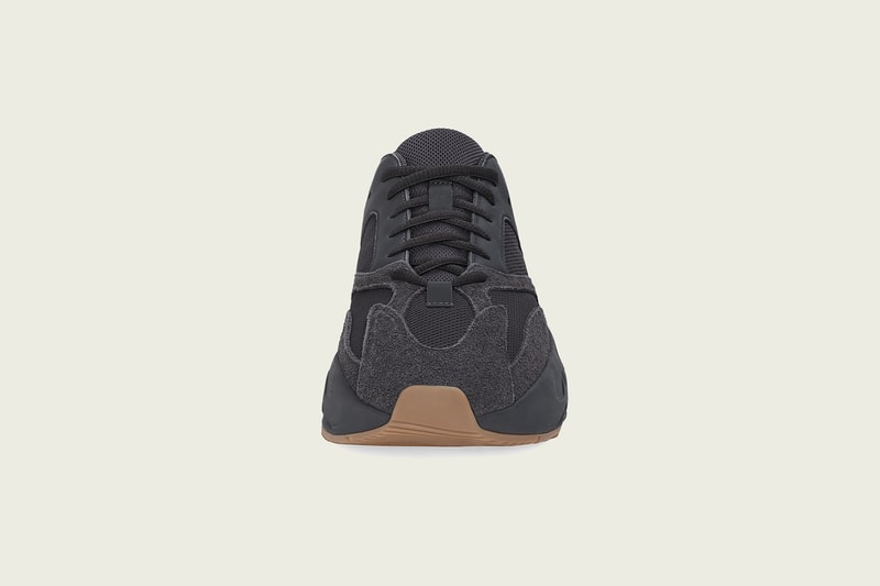 YEEZY BOOST 700 イージー ブースト ブラック ユーティリティー Utility Black モデル 公式 発売 情報