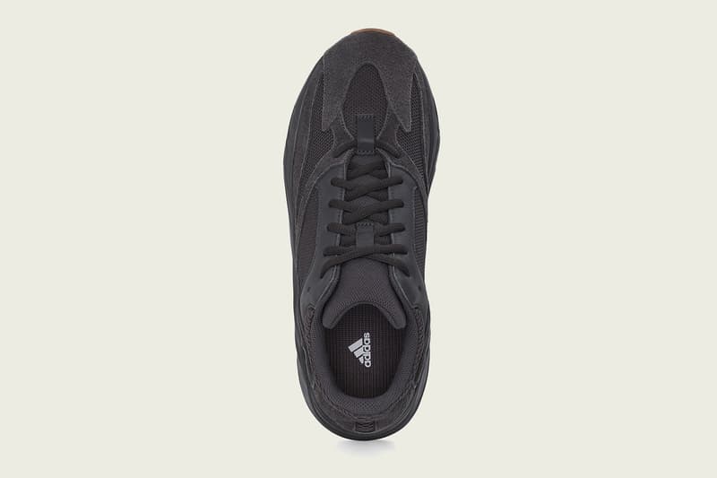 YEEZY BOOST 700 イージー ブースト ブラック ユーティリティー Utility Black モデル 公式 発売 情報