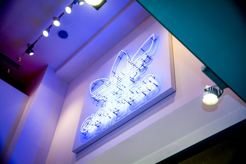 アディダス オリジナルス オズウィーゴ グッチメイズ イベント guccimaze グラフィック パーティ
