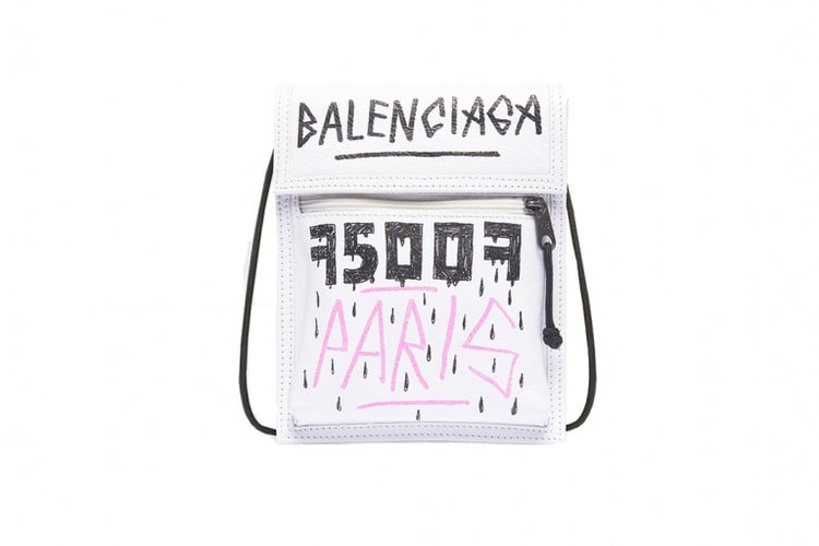 Balenciaga より機能性とストリート感をバランス良く融合させたネックポーチが登場