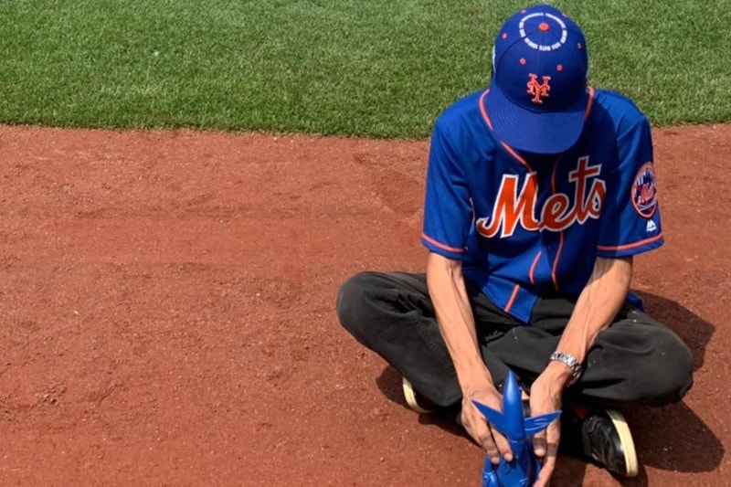 フューチュラ ニューヨーク メッツ メジャーリーグ MLB フィギュア ユニフォーム アーティスト futura new york mets collaboration pointman sculptures jerseys hats apparel merchandise fashion streetwear style 