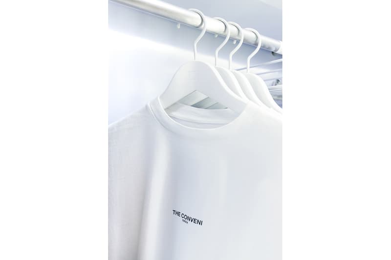 ザ・コンビニ THE CONVENI 藤原ヒロシ HBX 香港 住所 Tシャツ オンライン お菓子 ボールペン トランプ ボトル 缶 タオル