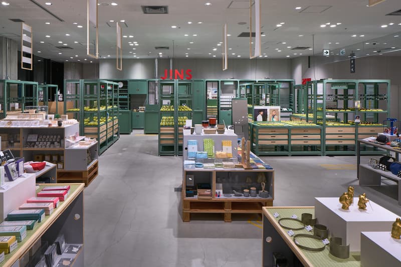 ジンズ JINS 銀座ロフト店 スキーマ建築計画 デザイン 設計 店内 スポンジ スコッチ・ブライト メガネ 眼鏡 