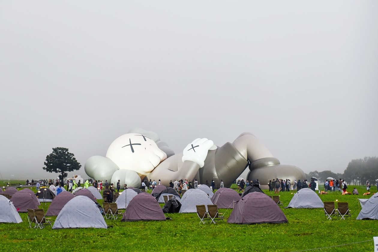 VIDEOS BILLIE EILISH SUPREME EBAY LONDON RETAIL BARNEYS MANHATTAN BARNEYS NY BANKRUPTCY ADIDAS INTERVIEWS MOVIES ADIDAS FOOTBALL PAUL POGBA KAWS KAWS COMPANION KAWS:HOLIDAY KAWS:HOLIDAY JAPAN