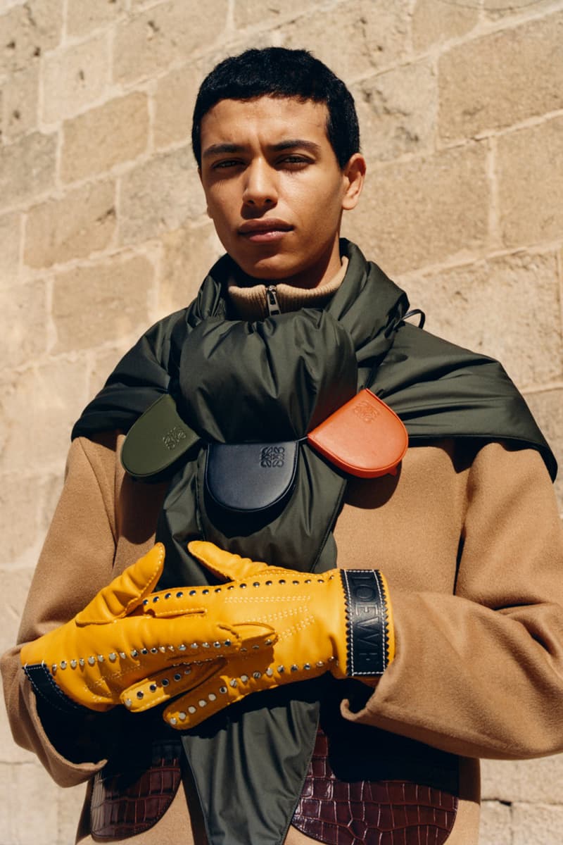 LOEWE ロエベ Fall/Winter 秋冬 2019 コレクション Collection ルックブック Lookbook タイラーミッチェル スペイン Tyler Mitchell Jonathan Anderson Benjamin Bruno toledo spain Piedra del Rey Moro Museo de Santa Cruz unesco world heritage site deconstruction tailored garments