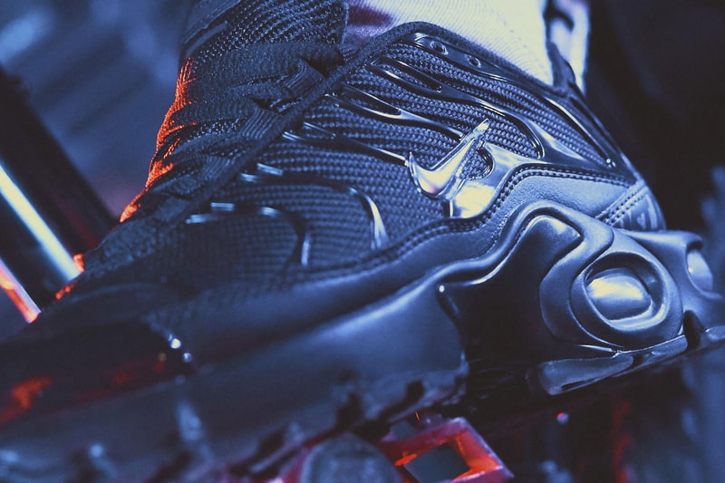 ナイキ エアマックスプラス マーキュリアル Nike Mercurial Tn 2019 Release black white branding just do it swoosh football air max plus white black checkered pattern soccer