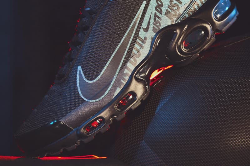 ナイキ エアマックスプラス マーキュリアル Nike Mercurial Tn 2019 Release black white branding just do it swoosh football air max plus white black checkered pattern soccer