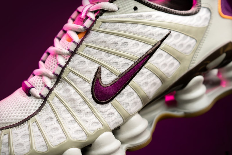 サイズ ナイキ Size? Nike Shox TL “Viotech” 発売 ショックス スニーカー 