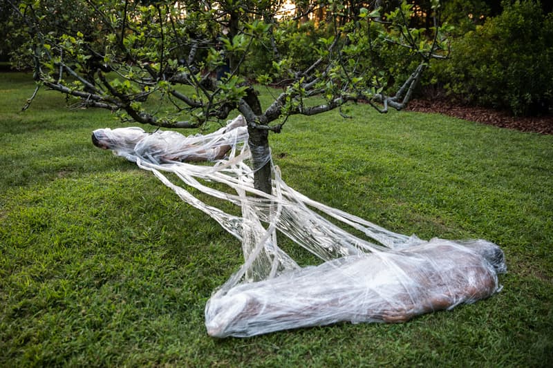 ウォーターミル・センター watermill center hamptons tabula rasa outdoor artwork installations sculptures new york sunshine humberto diaz maria louzou
