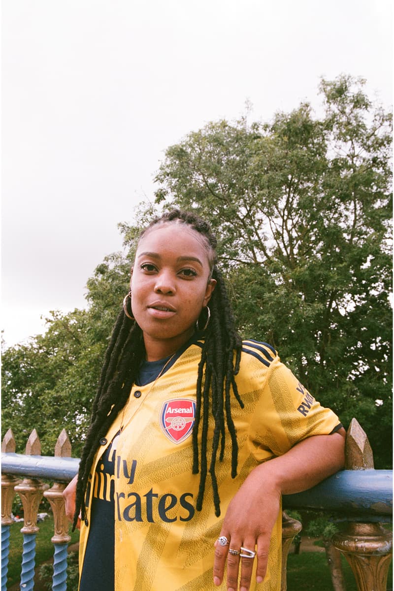 アーセナルFC × アート オブ フットボール x アディダス arsenal adidas bruised banana away jersey shirt kit 1990s 90s ian wright notting hill carnival yellow soccer football first look art of football