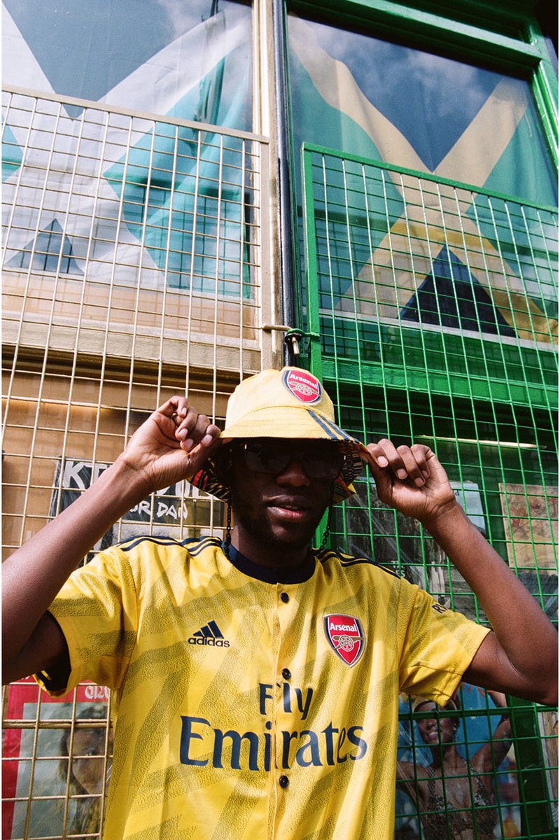 アーセナルFC × アート オブ フットボール x アディダス arsenal adidas bruised banana away jersey shirt kit 1990s 90s ian wright notting hill carnival yellow soccer football first look art of football
