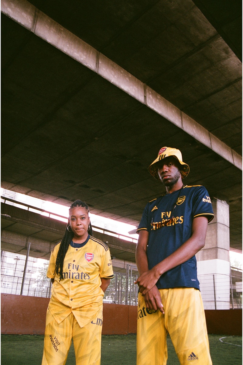 アーセナルFC × アート オブ フットボール x アディダス arsenal adidas bruised banana away jersey shirt kit 1990s 90s ian wright notting hill carnival yellow soccer football first look art of football