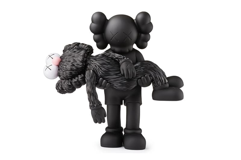カウズが次期エキシビション開催に際した新作フィギュアを公開 