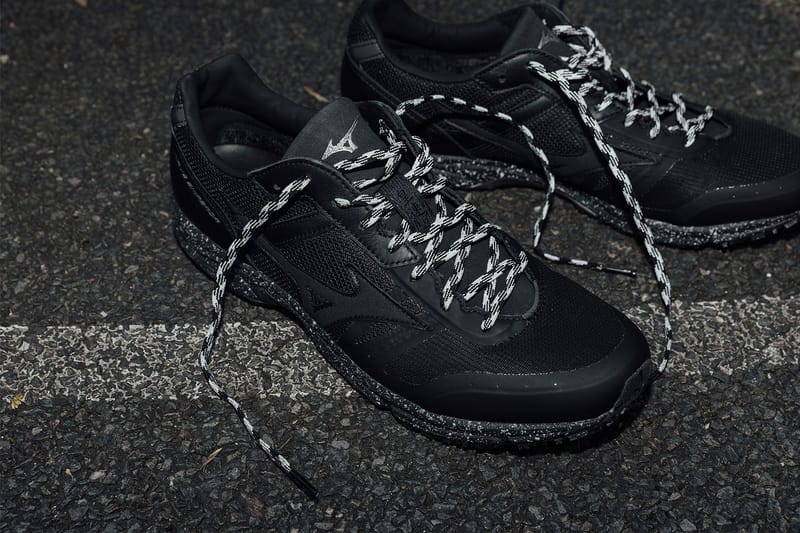 MIZUNO の “KAZOKU” プロジェクトより第18弾目作となる WAVE EMPEROR TECH が発売