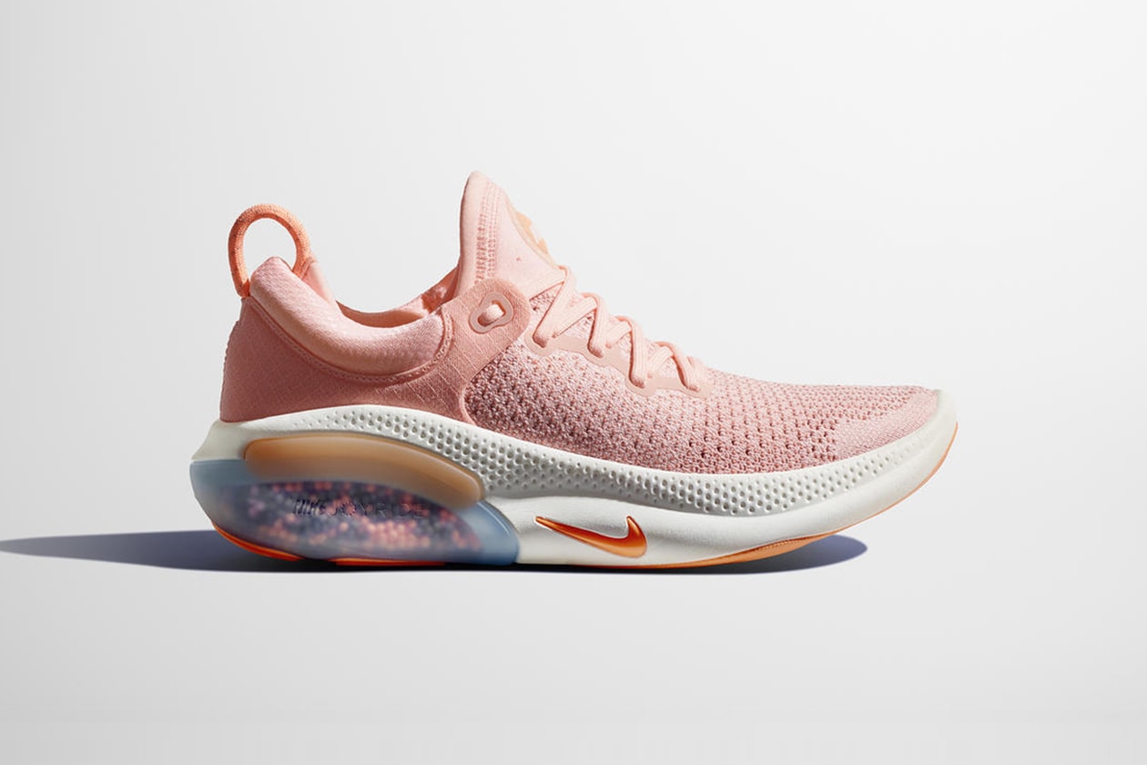 nike ナイキ ビーズ 最新 システム ナイキ ジョイライドnike joyride flyknit run ラン スニーカー シューズ フットウェア 靴