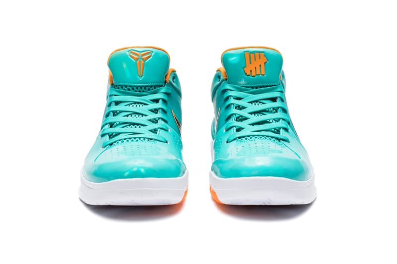 ナイキ nike undefeated アンディフィーテッド 最新 コラボ ZOOM KOBE IV PROTRO ズーム コービー プロトロ 4 発売