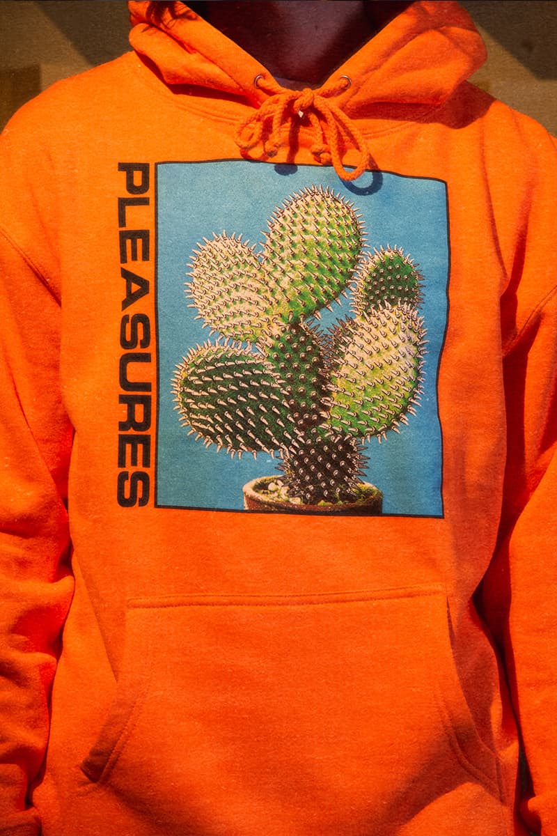 プレジャーズ PLEASURES 2019年秋冬 ルックブック Fall Winter 2019 Collection information overload sherpa fleece jacket graphic t shirts tees hoodies sweaters cardigans shorts alex james
