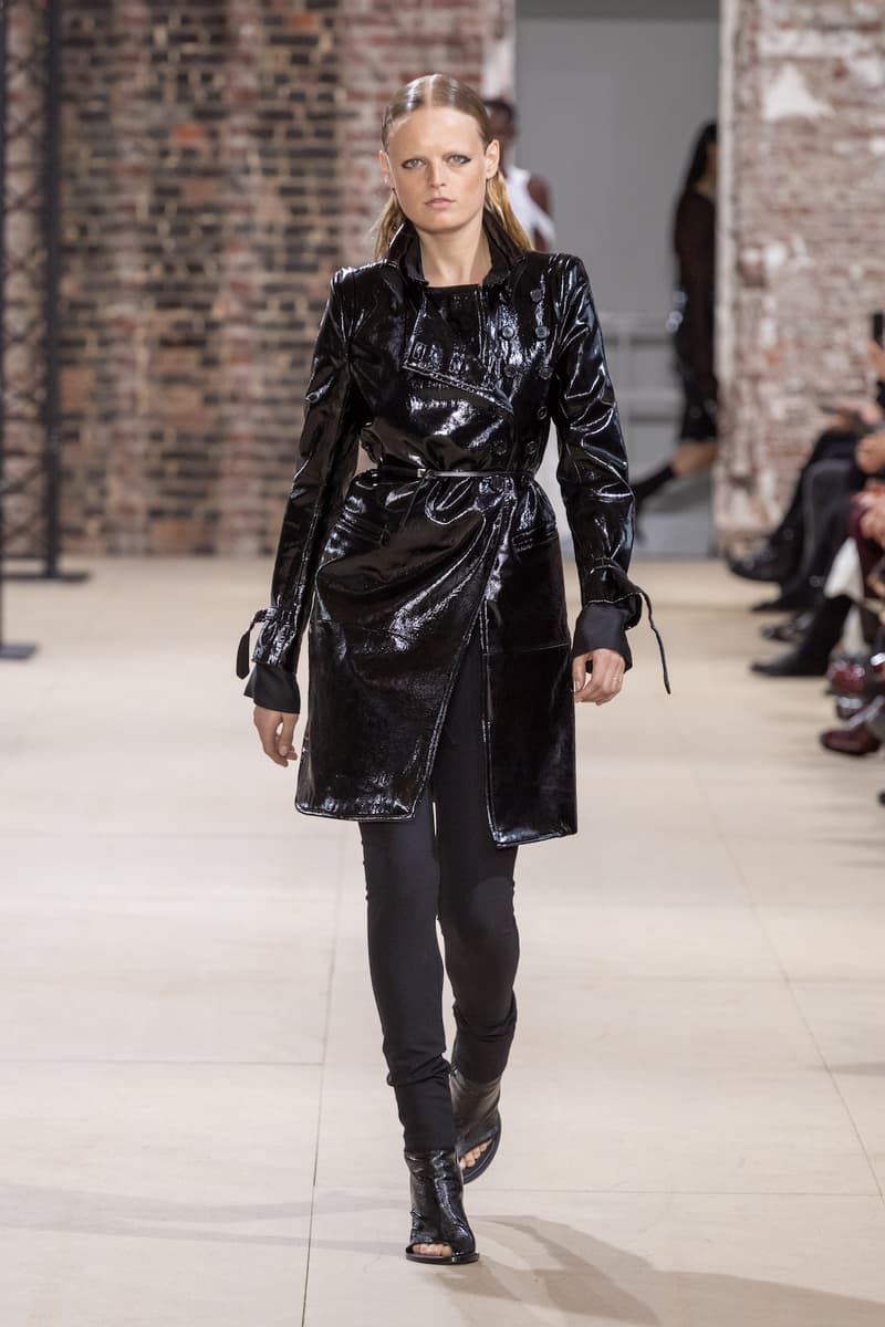 アン ドゥムルメステール Ann Demeulemeester 2020年春夏ウィメンズコレクション パリコレ パリファッションウィーク