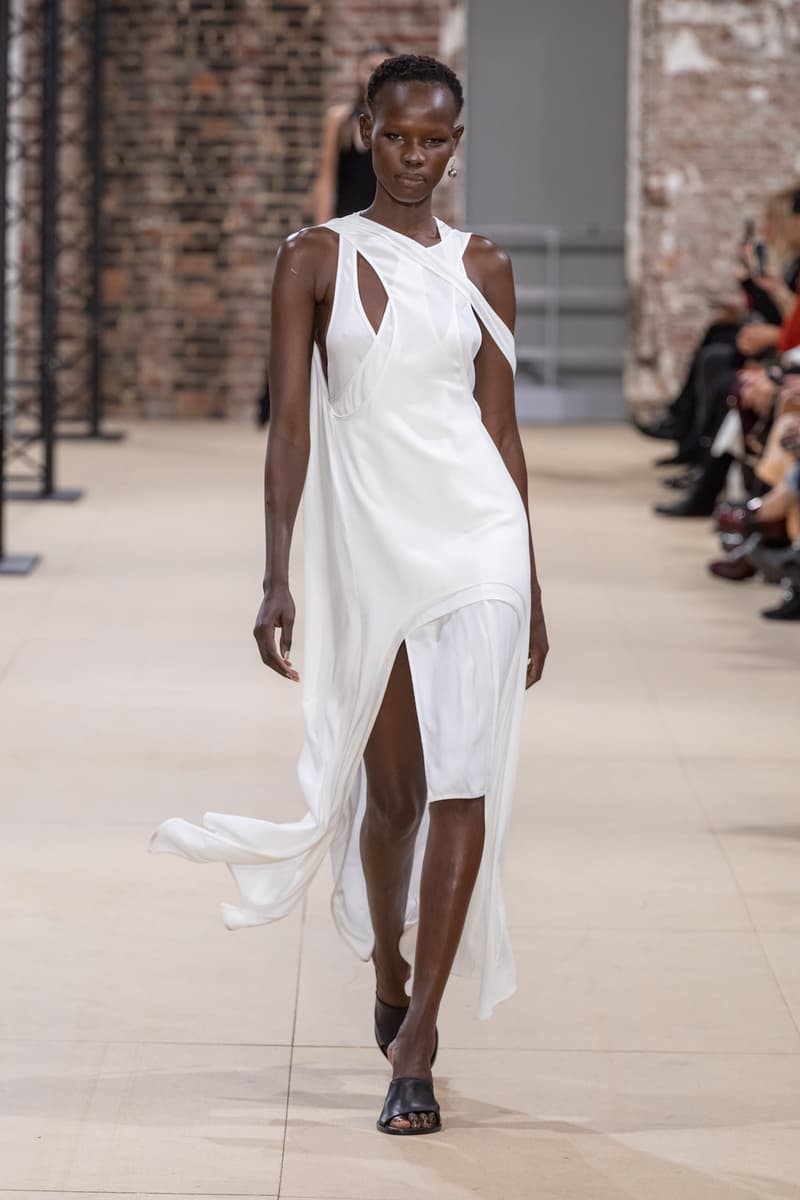 アン ドゥムルメステール Ann Demeulemeester 2020年春夏ウィメンズコレクション パリコレ パリファッションウィーク