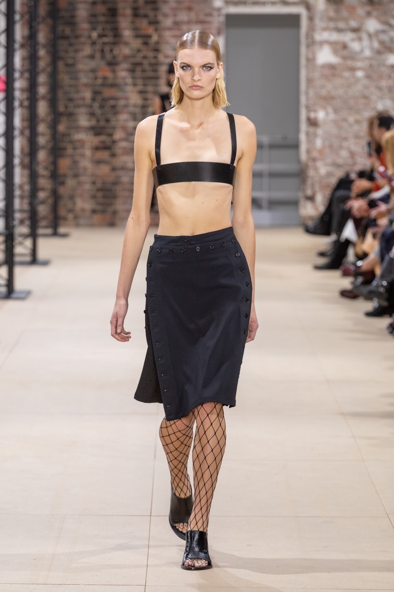 アン ドゥムルメステール Ann Demeulemeester 2020年春夏ウィメンズコレクション パリコレ パリファッションウィーク