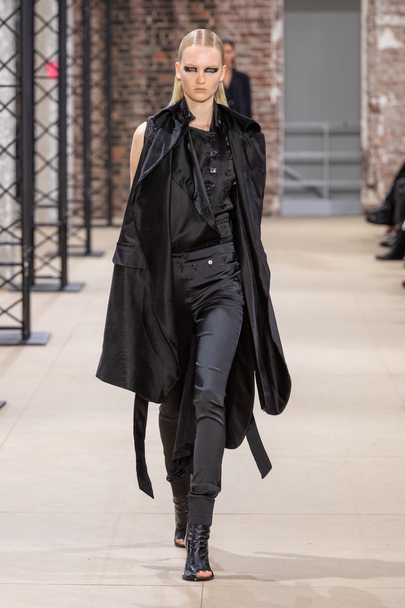 アン ドゥムルメステール Ann Demeulemeester 2020年春夏ウィメンズコレクション パリコレ パリファッションウィーク