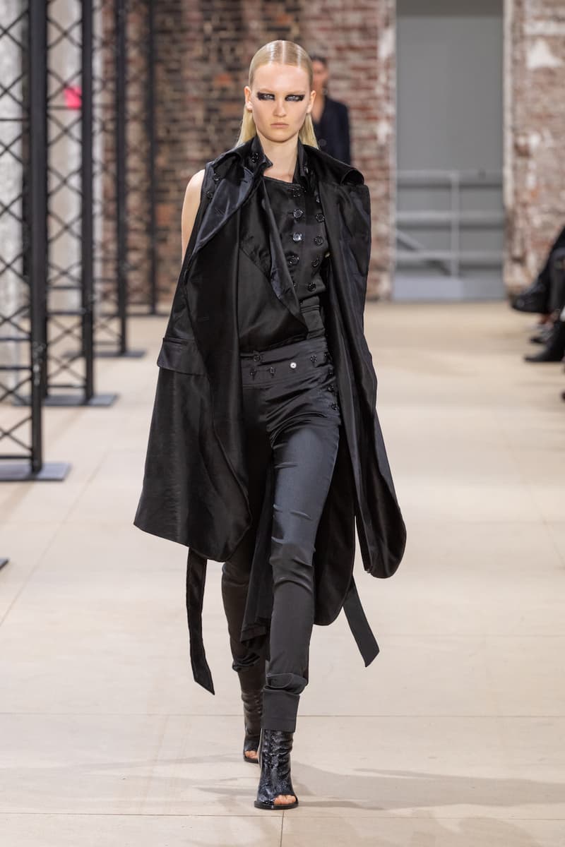 アン ドゥムルメステール Ann Demeulemeester 2020年春夏ウィメンズコレクション パリコレ パリファッションウィーク