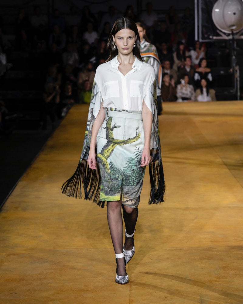 バーバリー Burberry 2020年春夏コレクション Riccardo Tisci（リカルド・ティッシ）