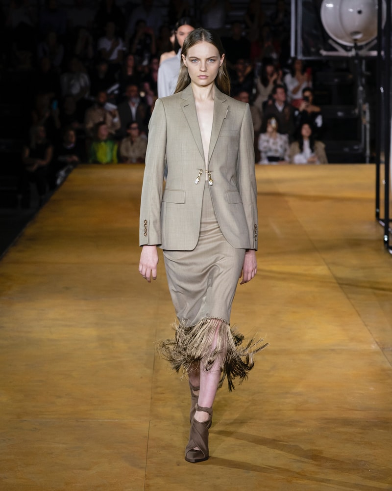 バーバリー Burberry 2020年春夏コレクション Riccardo Tisci（リカルド・ティッシ）