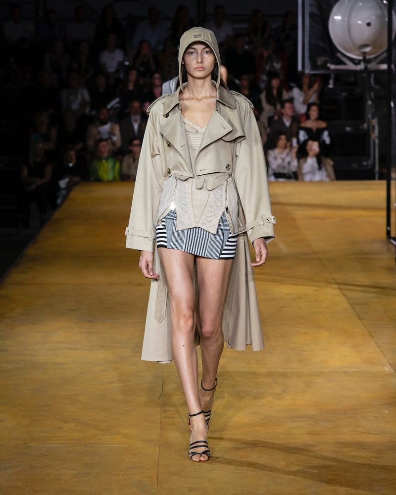 バーバリー Burberry 2020年春夏コレクション Riccardo Tisci（リカルド・ティッシ）