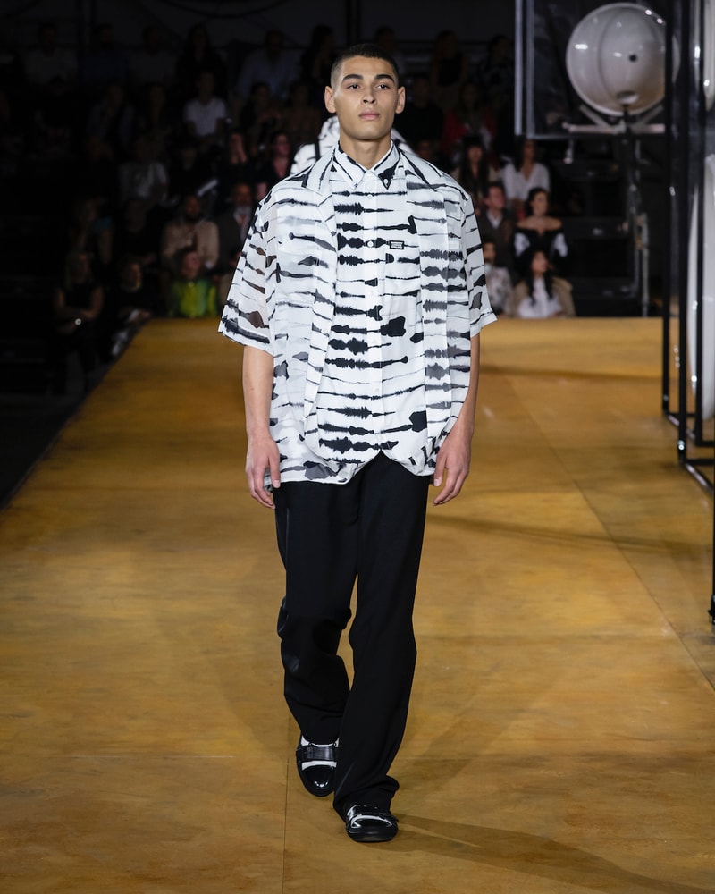 バーバリー Burberry 2020年春夏コレクション Riccardo Tisci（リカルド・ティッシ）