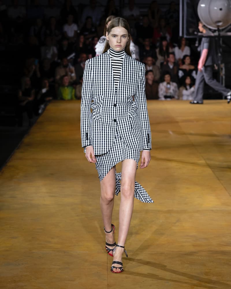 バーバリー Burberry 2020年春夏コレクション Riccardo Tisci（リカルド・ティッシ）