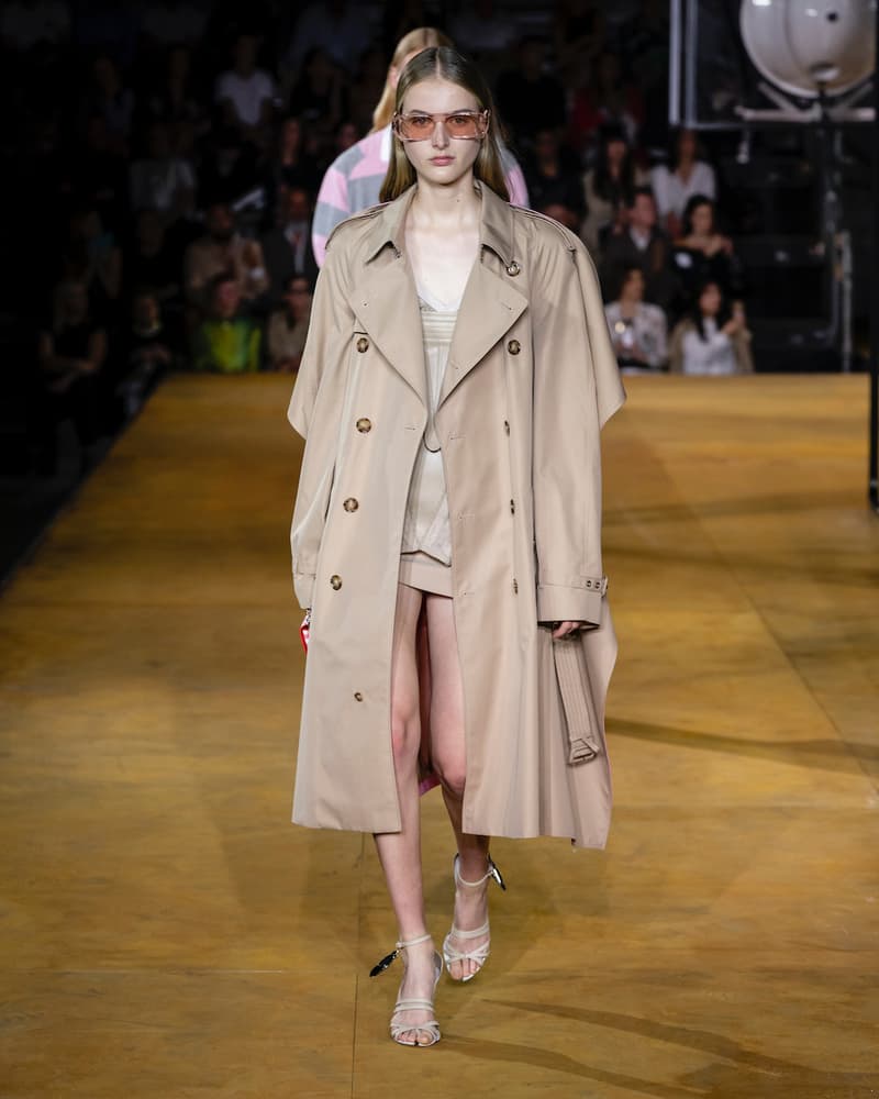 バーバリー Burberry 2020年春夏コレクション Riccardo Tisci(リカルド・ティッシ)