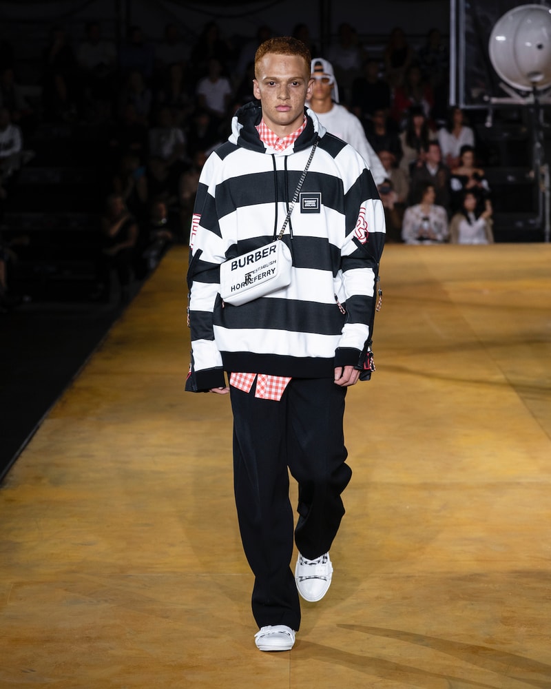 バーバリー Burberry 2020年春夏コレクション Riccardo Tisci（リカルド・ティッシ）