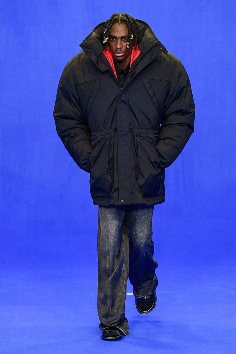 バレンシアガ デムナ・ヴァザリア Balenciaga Spring/Summer 2020 Collection Runway show presentation demna gvasalia track.2 sneaker ss20 womenswear mens paris fashion week shoe footwear