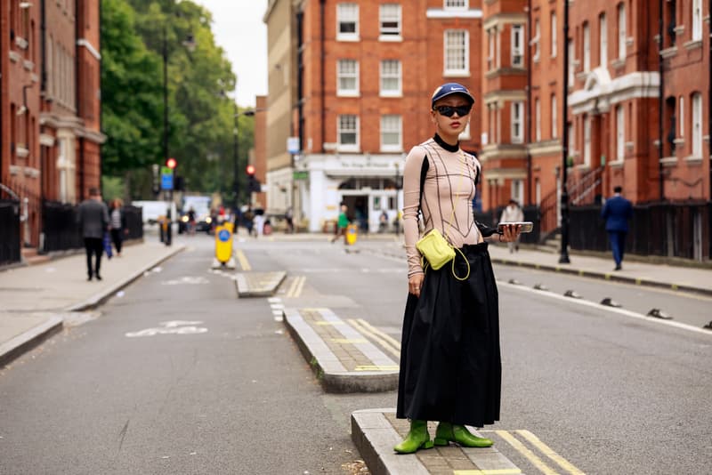 ストリートスナップ :ロンドンファションウィーク2020年春夏 London Fashion Week Spring Summer 2020 Street Style runways catwalks burberry chanel riccardo tisci jorja smith