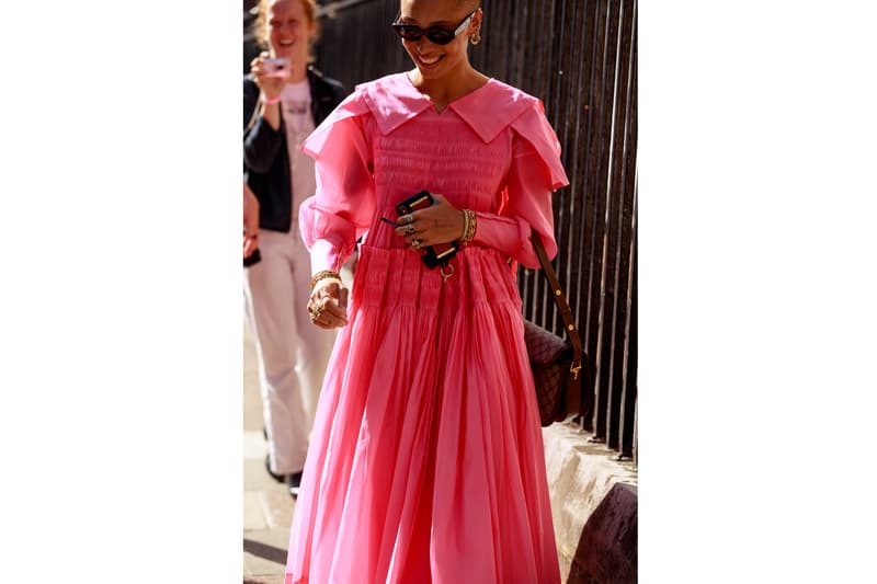 ストリートスナップ :ロンドンファションウィーク2020年春夏 London Fashion Week Spring Summer 2020 Street Style runways catwalks burberry chanel riccardo tisci jorja smith