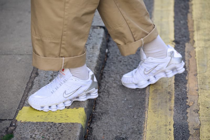 ストリートスナップ :ロンドンファションウィーク2020年春夏 London Fashion Week Spring Summer 2020 Street Style runways catwalks burberry chanel riccardo tisci jorja smith