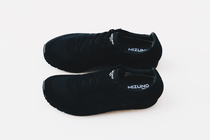 マーガレット ハウエル ミズノ MARGARET HOWELL MIZUNO ワントーン 新作 コラボ スニーカー シューズ 発売