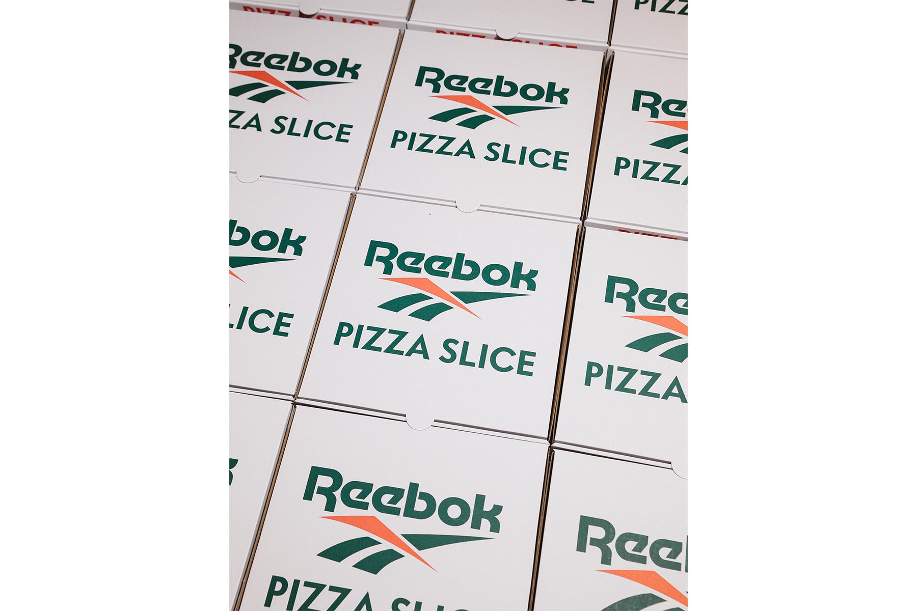リーボック ピザスライス Reebok CLASSIC が PIZZA SLICE とタッグを組んだコラボTシャツをリリース