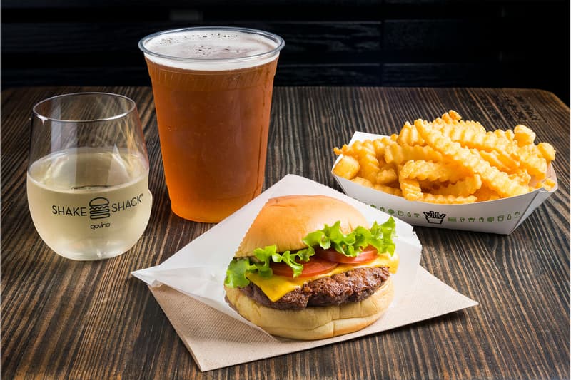 Shake Shack シェイクシャックが日本初登場となるグリーンチリチェダーチーズバーガーを期間限定展開