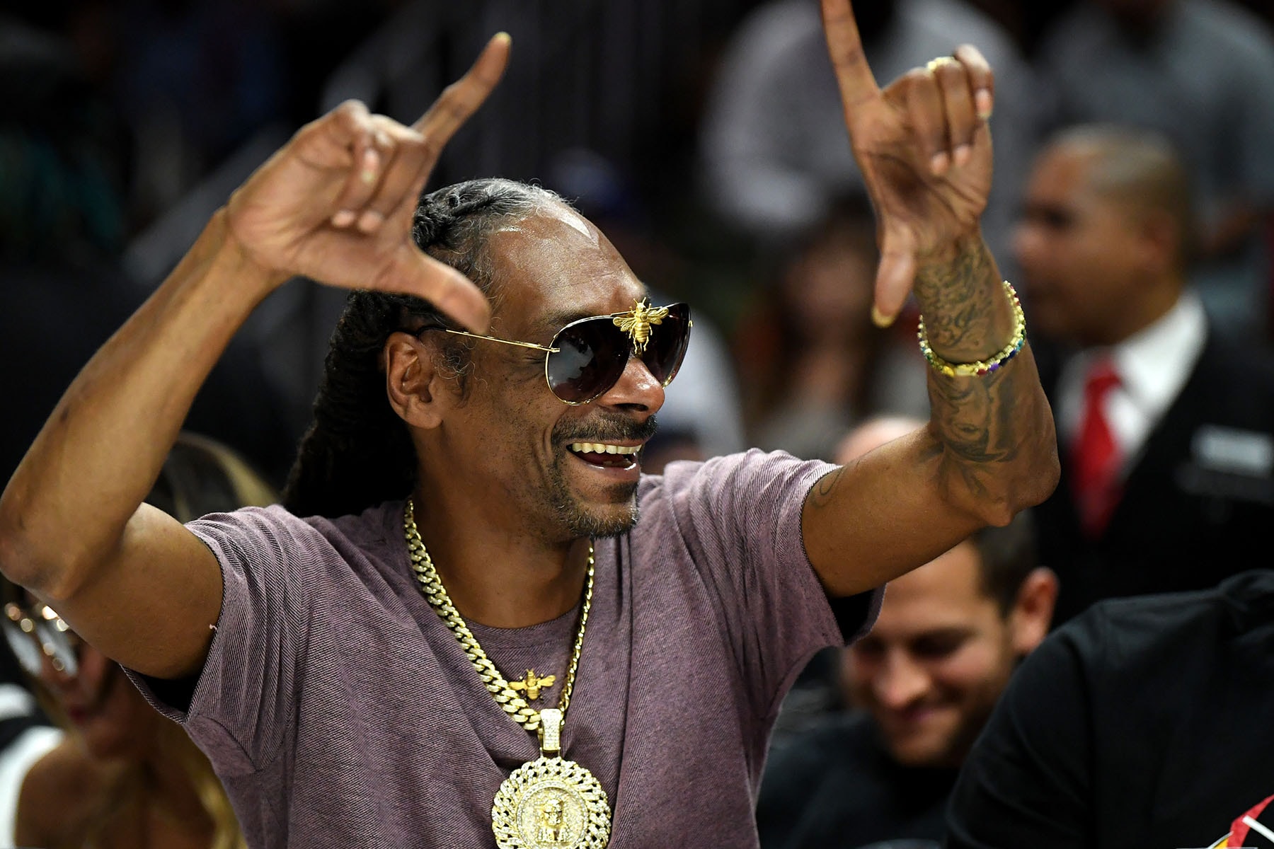 スヌープドッグ Snoop Dogg が“誰が史上最高のアスリートか？”という論争に終止符を打つ？ Michael Jordan（マイケル・ジョーダン）Tom Brady（トム・ブレイディ） Kareem Abdul-Jabbar（カリーム・アブドゥル＝ジャバー）