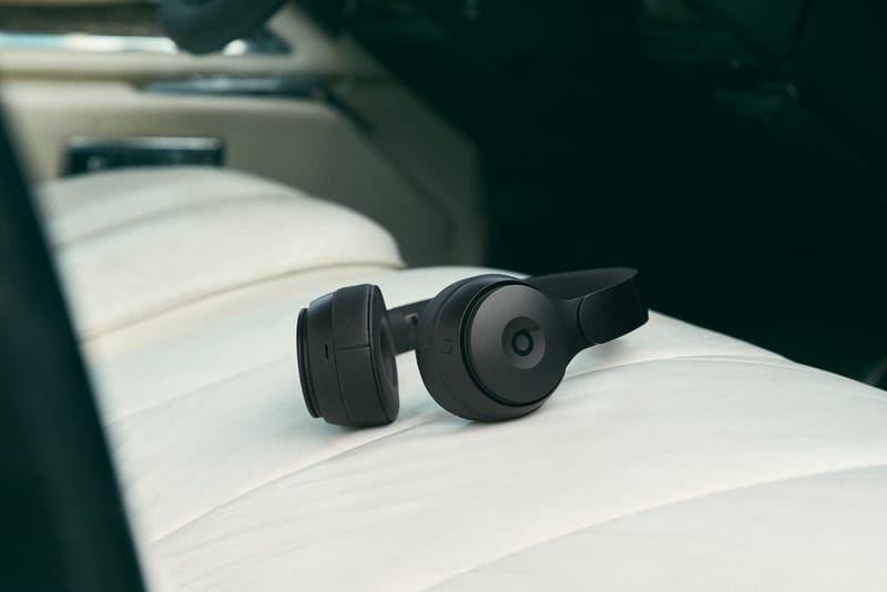 Beats by Dr. Dre が初のオンイヤーノイズキャンセリングヘッドフォン Beats Solo Pro Wireless を発表